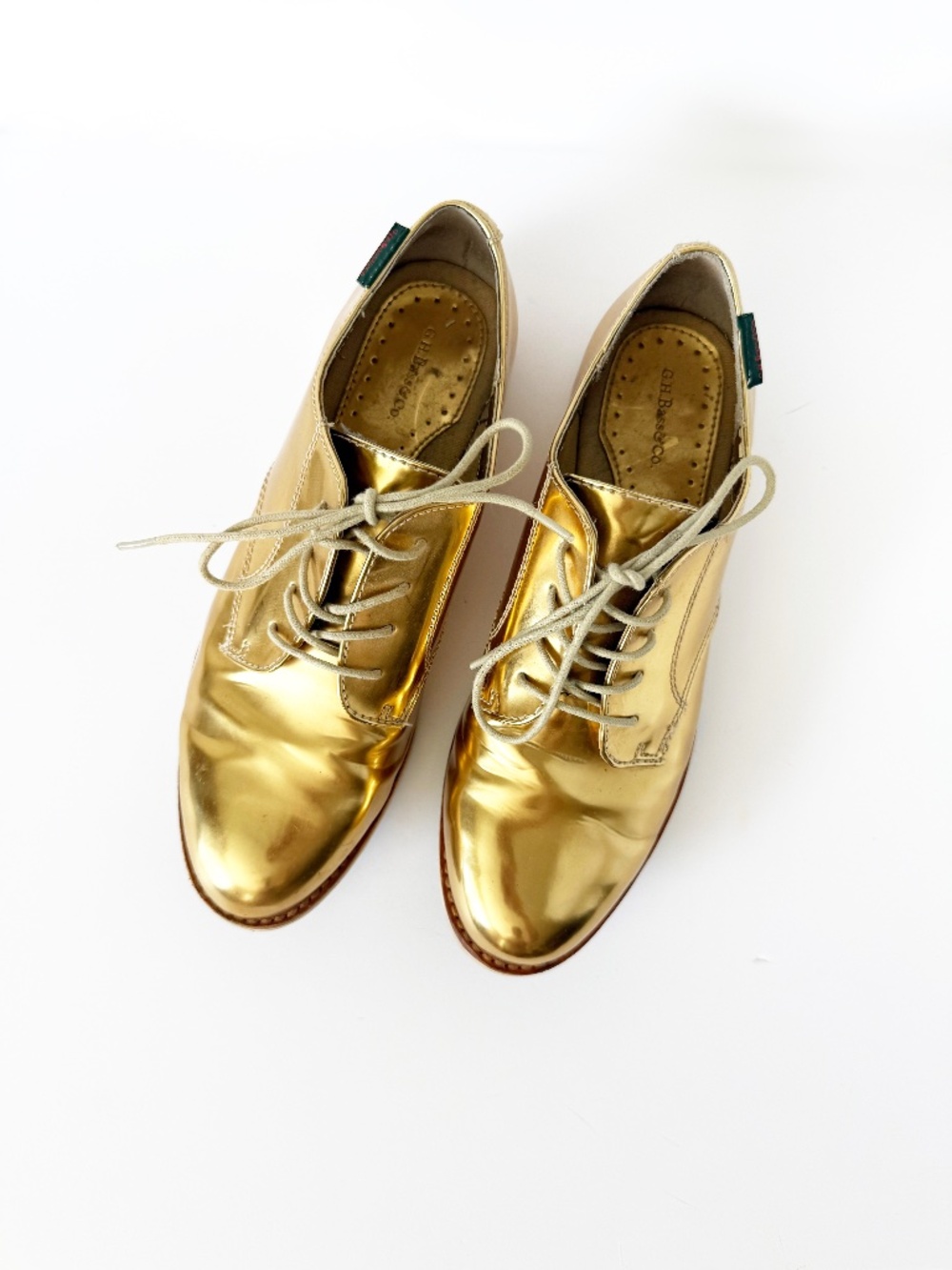 Bass Gold Oxfords Size 8